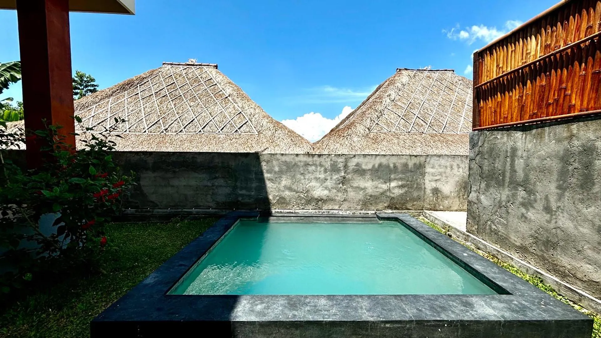 Dur Pekerisan Retreat Villa Ubud Indonesia